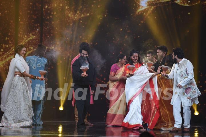 Rajkummar Rao and Triptii Dimri promoting their upcoming film 'Vicky Vidya Ka Woh Wala Video' on the sets of 'Sa Re Ga Ma Pa'