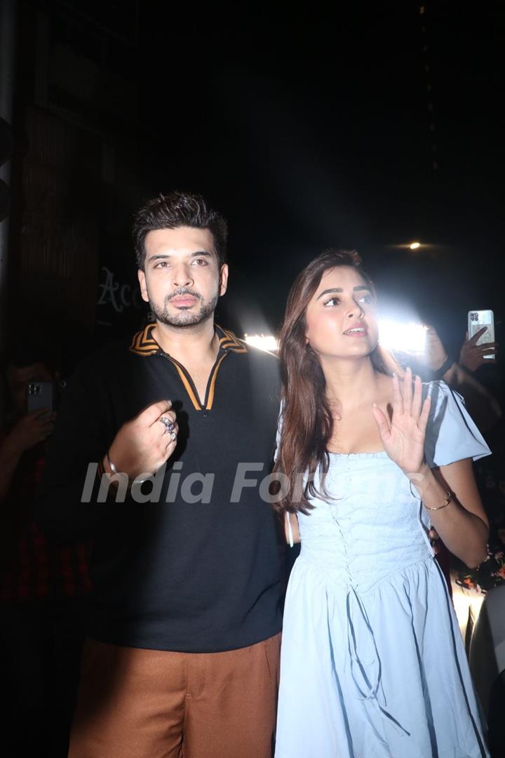 Karan Kundrra and Tejasswi Prakash snapped at Bastian Bandra