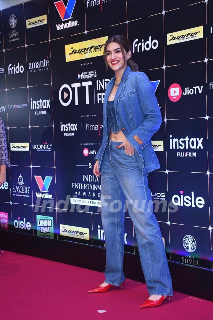 Kriti Sanon snapped at the Bollywood Hungama OTT India Fest