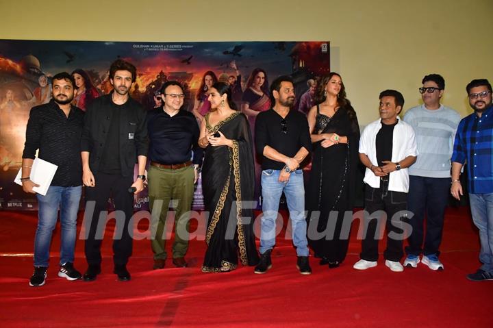 Vidya Balan, Rajpal Yadav, Bhushan Kumar, Anees Bazmee, Kartik Aaryan and Triptii Dimri snapped at the trailer launch of ‘Bhool Bhulaiyaa 3’ at Raj Mandir in Jaipur