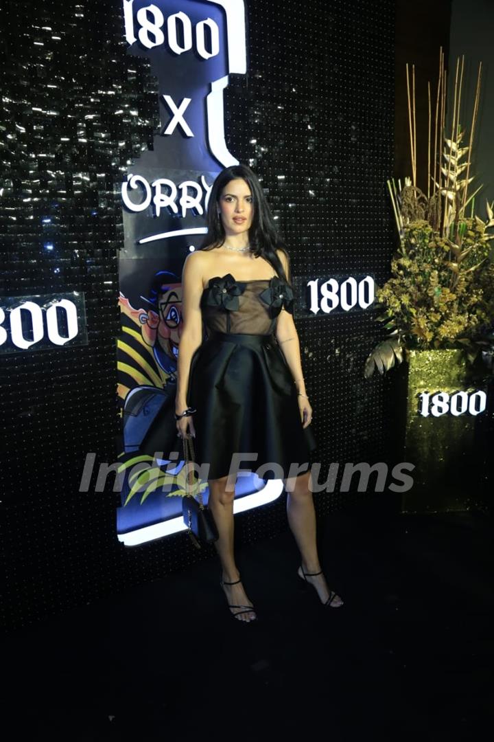 Khushi Kapoor, Pratibha Ranta and others snapped at YSL Beauty launch