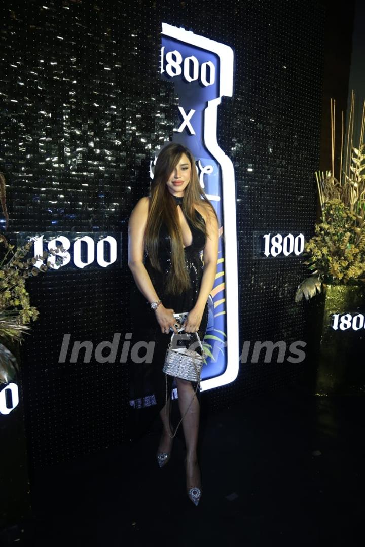 Khushi Kapoor, Pratibha Ranta and others snapped at YSL Beauty launch