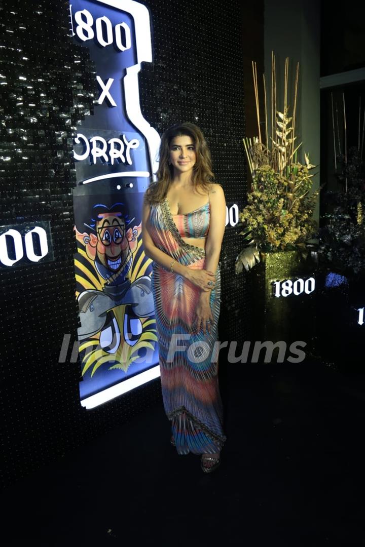 Khushi Kapoor, Pratibha Ranta and others snapped at YSL Beauty launch