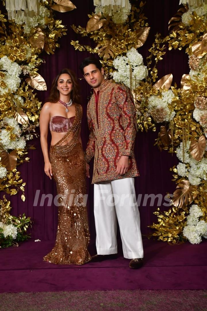 Sidharth Malhotra and Kiara Advani snapped at Manish Malhotra’s Diwali Bash