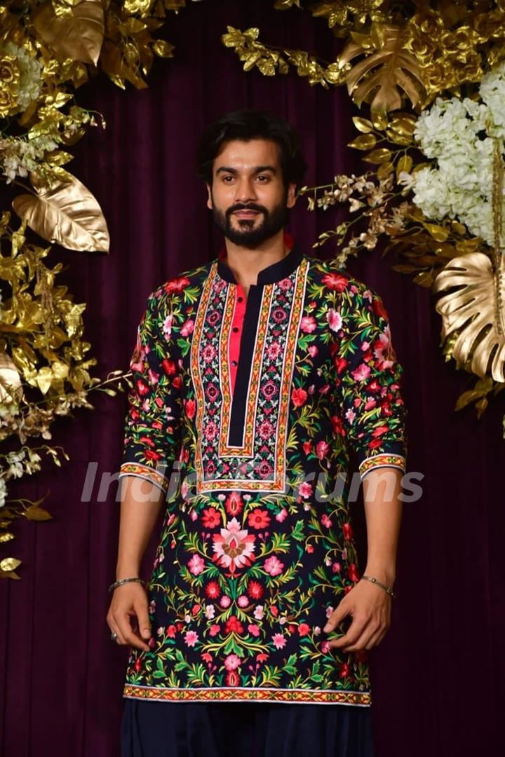 Sunny Kaushal snapped at Manish Malhotra’s Diwali Bash