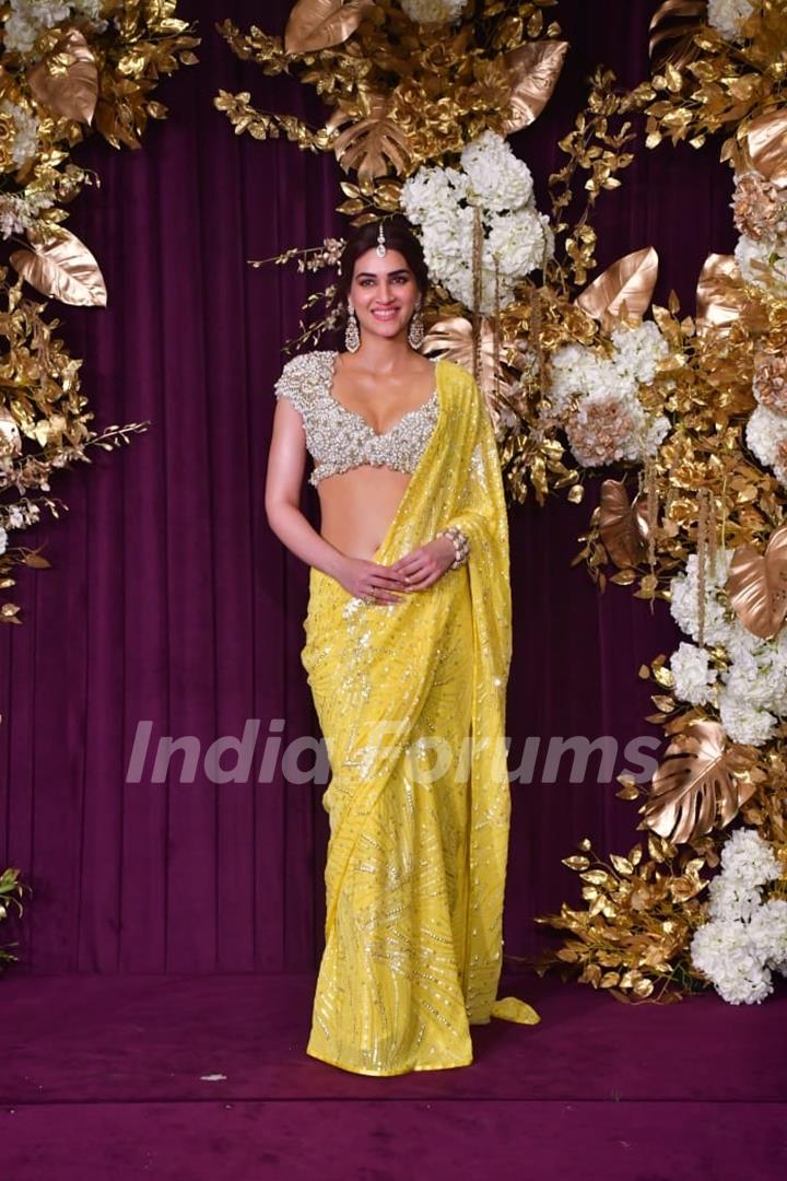 Kriti Sanon snapped at Manish Malhotra’s Diwali Bash