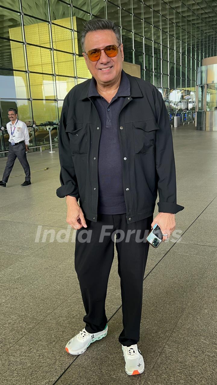 Boman Irani snapped at the airport