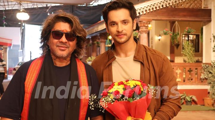 Rajan Shahi and Shivam Khajuria celebrates Shivam Khajuria's birthday on the set