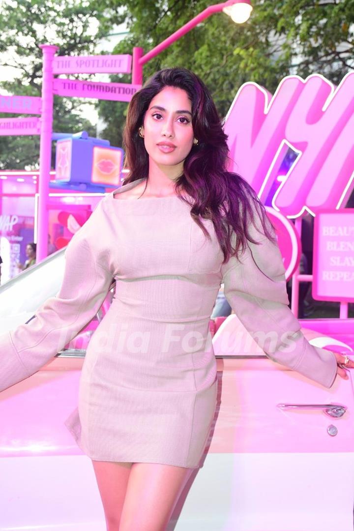 Janhvi Kapoor snapped at Nykaaland event