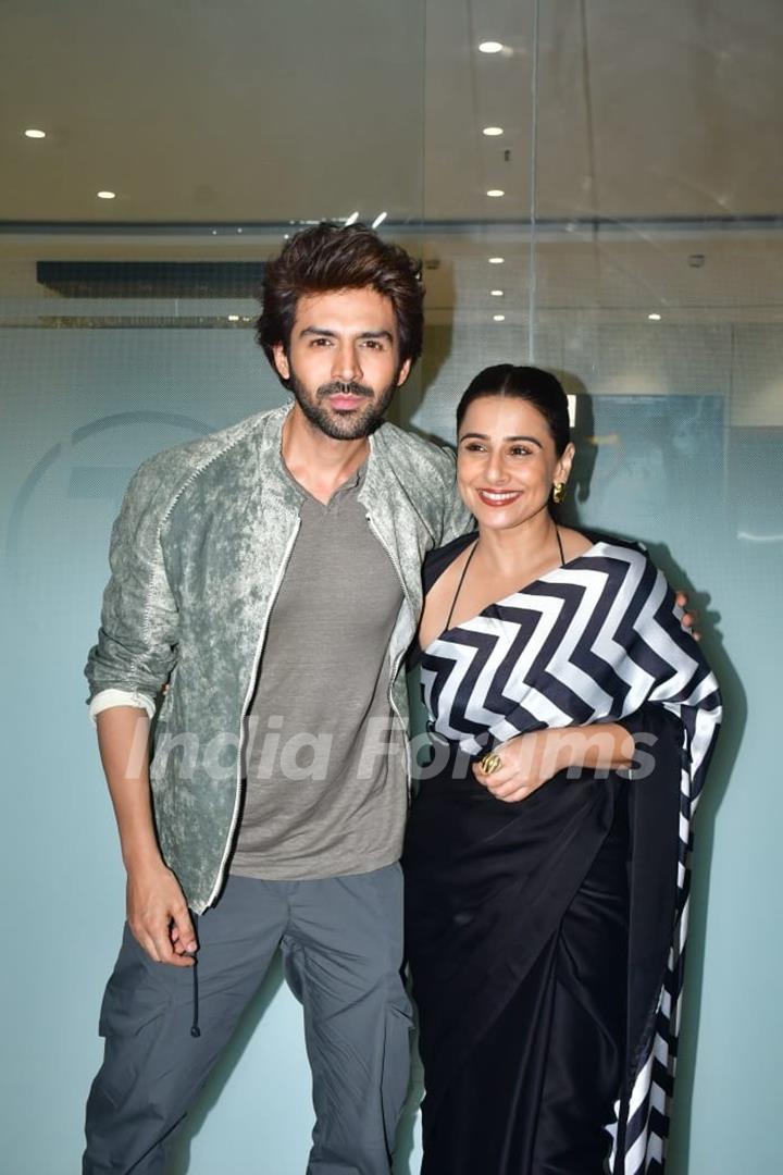 Vidya Balan and Kartik Aaryan snapped promoting their upcoming film ' Bhool Bhulaiyaa 3'