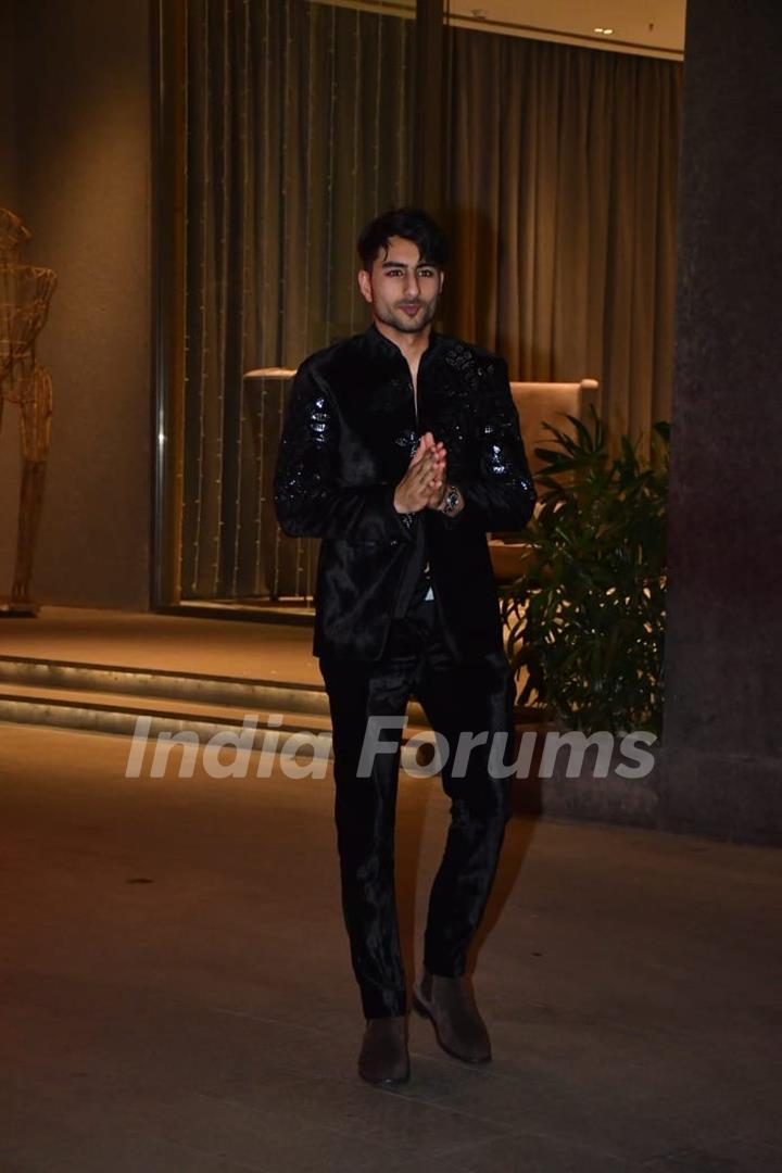 Ibrahim Ali Khan snapped attending Abu Jani and Sandeep Khosla’s Diwali party