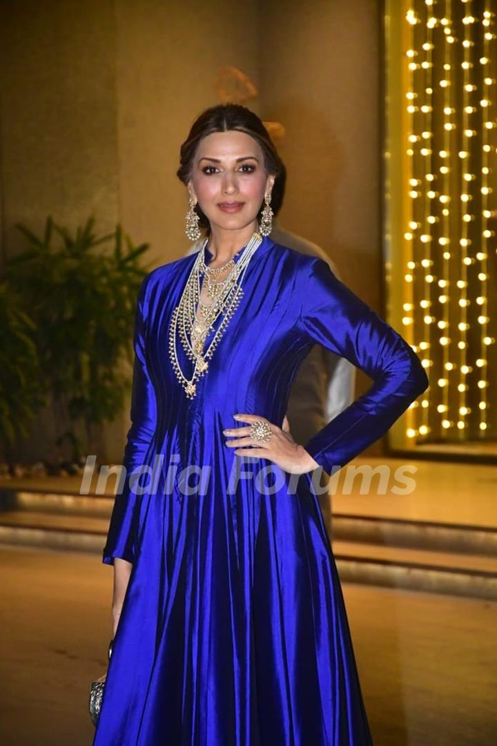 Sonali Bendre snapped attending Abu Jani and Sandeep Khosla’s Diwali party