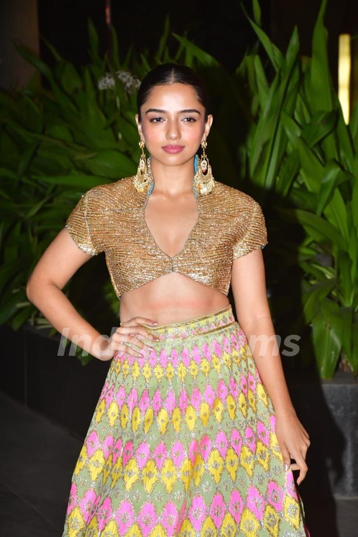 Ahsaas Channa snapped attending Abu Jani and Sandeep Khosla’s Diwali party