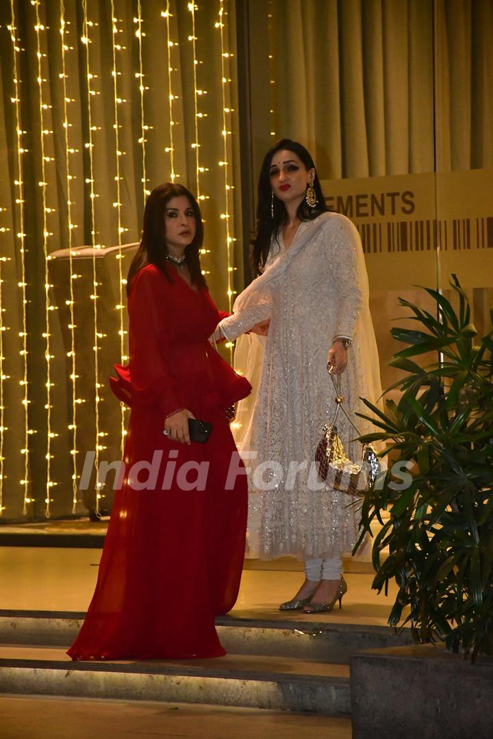 Maheep Kapoor snapped attending Abu Jani and Sandeep Khosla’s Diwali party