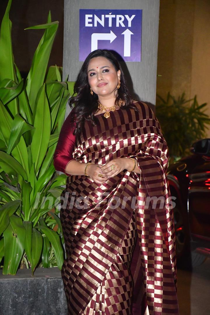 Swara Bhasker snapped attending Abu Jani and Sandeep Khosla’s Diwali party