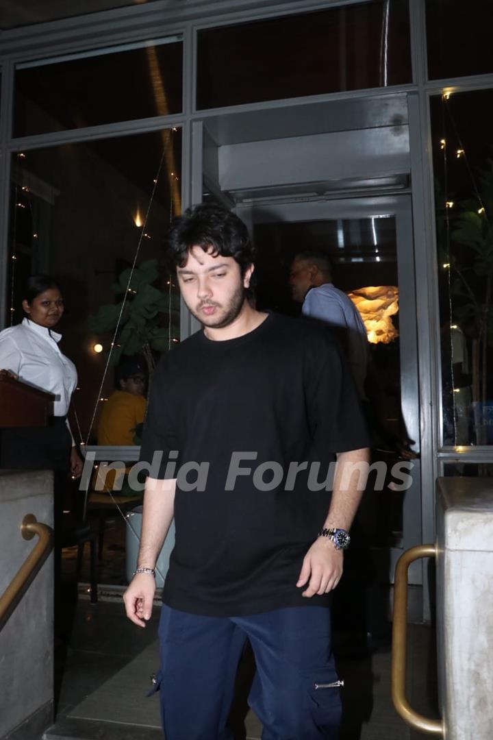 Nirvaan Khan snapped in the city 