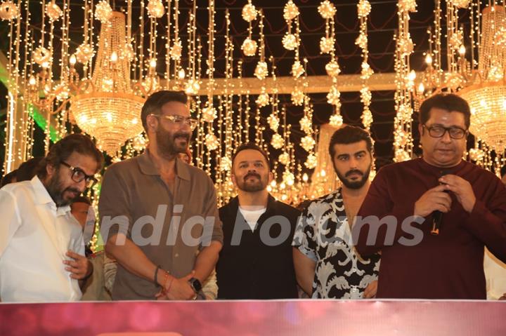 Ajay Devgn, Rohit Shetty and Arjun Kapoor snapped at Shivaji Park Dadar