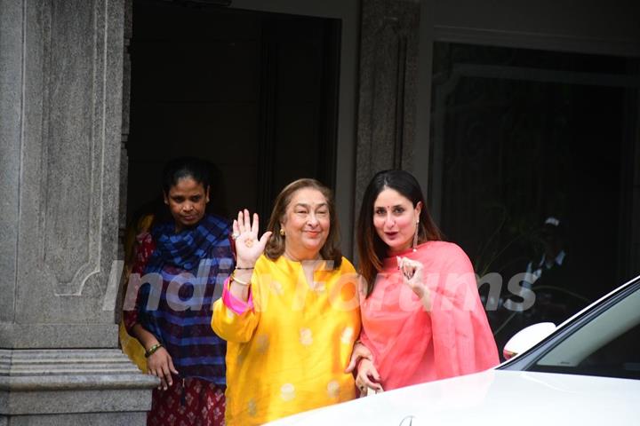 Kareena Kapoor snapped at Randhir Kapoor house 