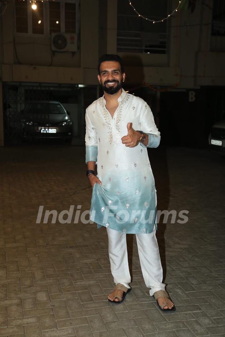 Celebrities snapped at diwali event