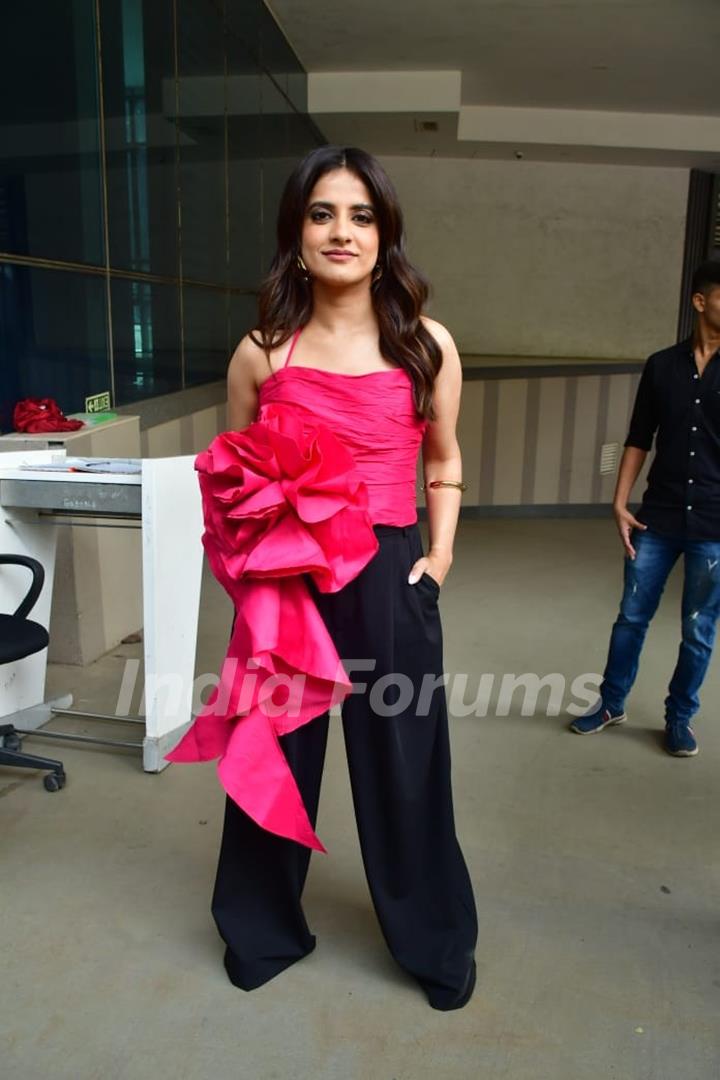 Jasleen Royal snapped in the city