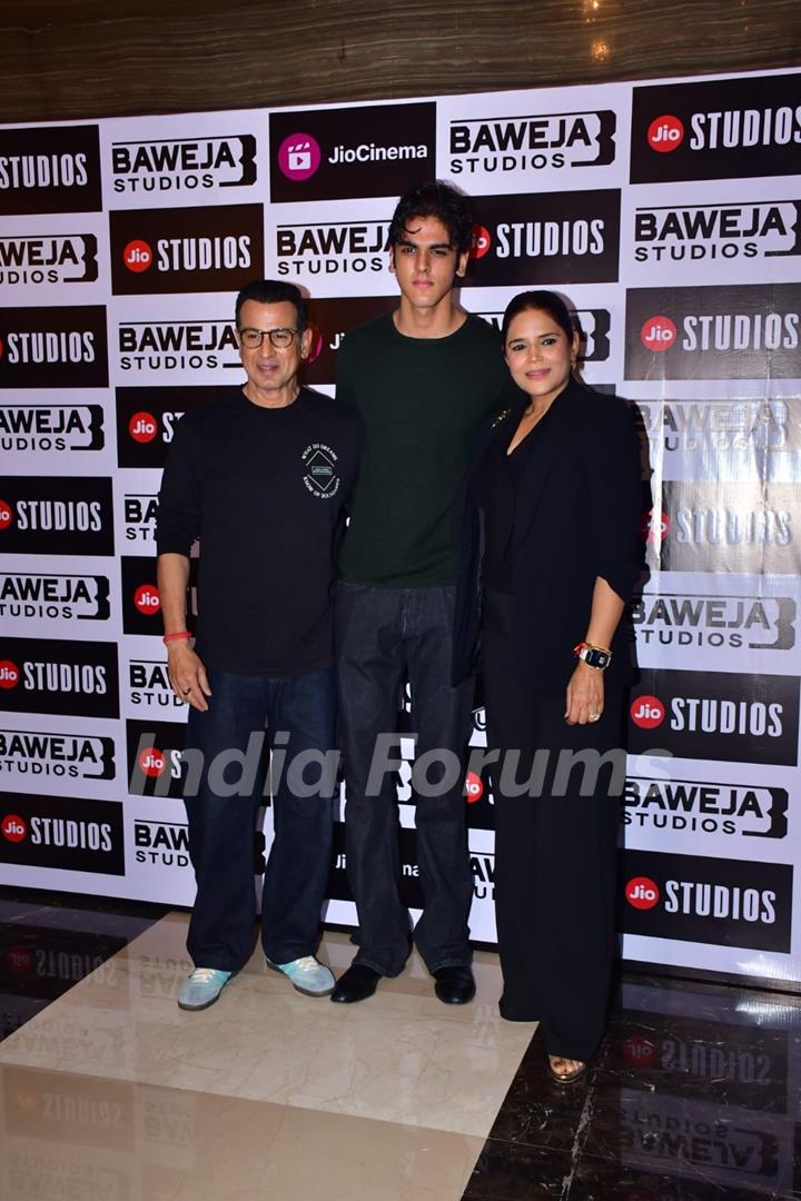 Ronit Roy grace the premiere of 'Khwaabon Ka Jhamela'