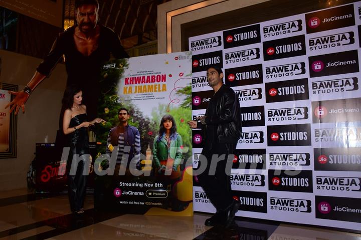 Prateik Babbar grace the premiere of 'Khwaabon Ka Jhamela'