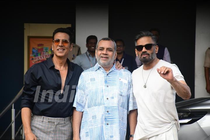 Akshay Kumar, Paresh Rawal and Suniel Shetty snapped at Kalina airport