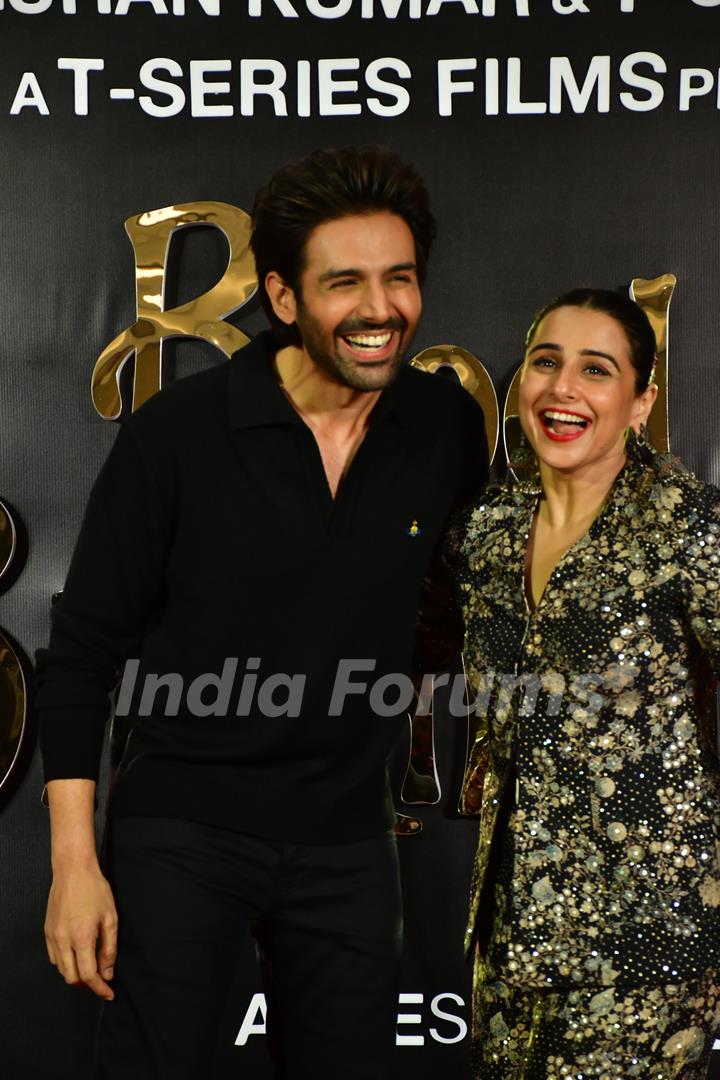 Vidya Balan and Kartik Aaryan grace the success party of Bhool Bhulaiyaa 3