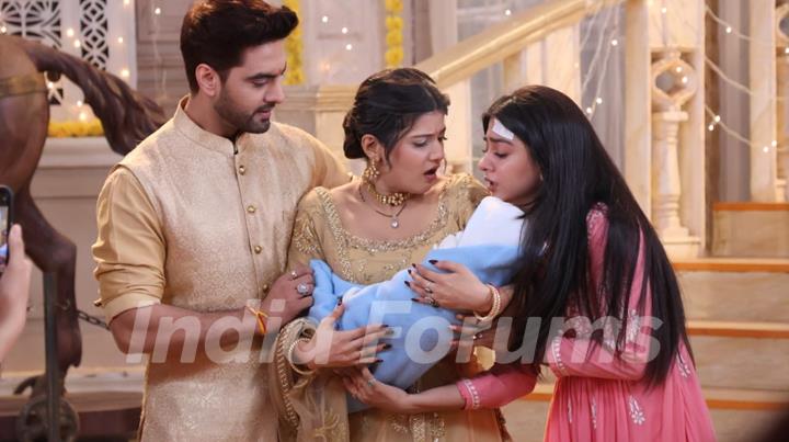 Rohit Purohit, Samridhii Shukla and Garvita Sadhwani BTS Photos of Abhira and Armaan’s selfless proposal to co-parent