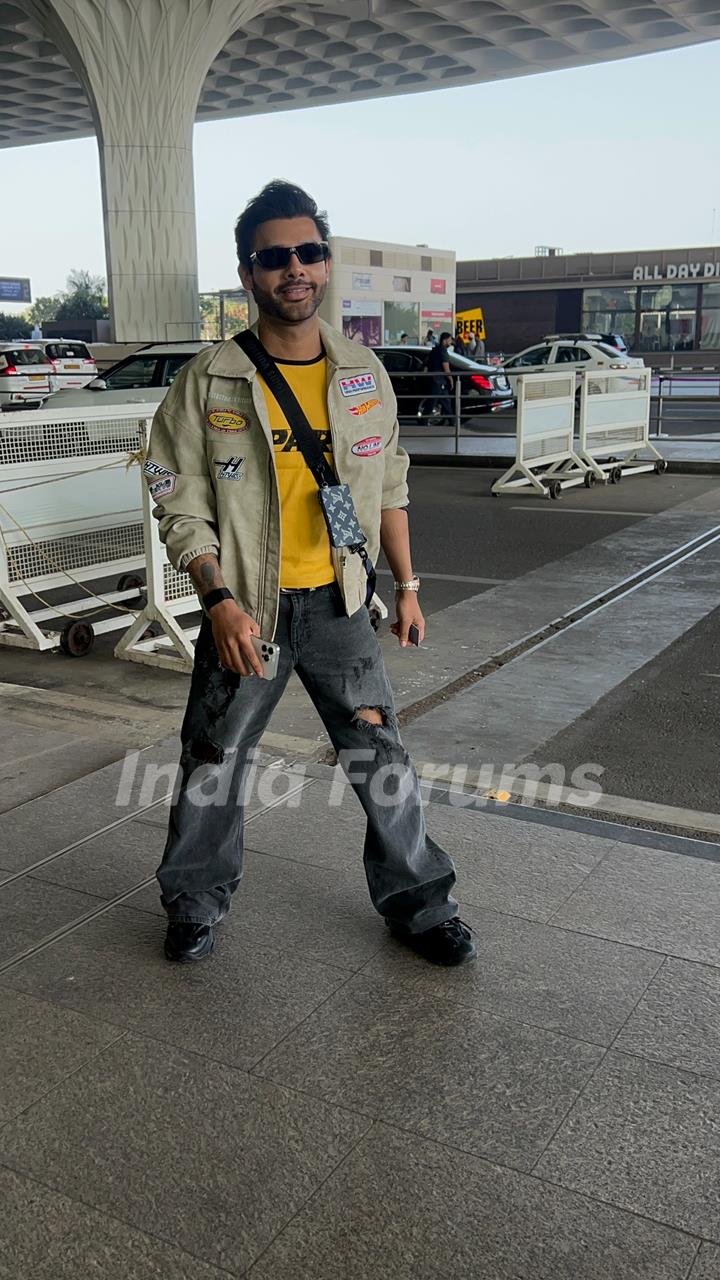 Stebin Ben snapped at the airport