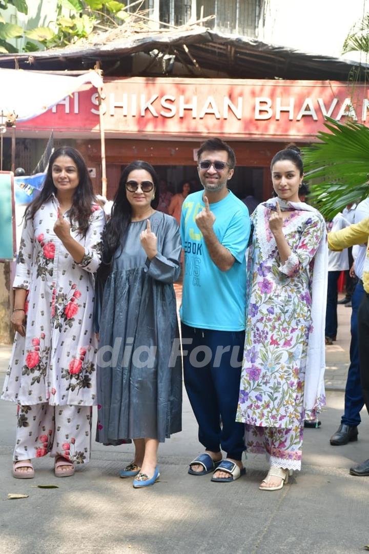 Shraddha Kapoor cast their votes in Mumbai