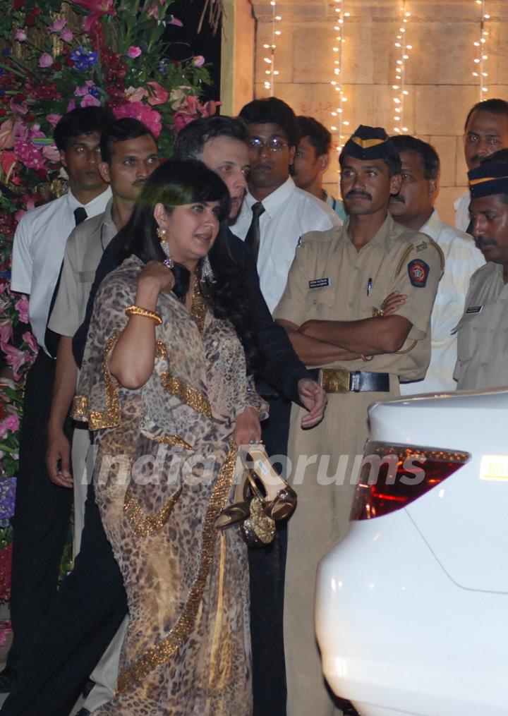 Celebrities arriving at the Aishwarya Rai & Abhishek Bachchan wedding sangeet ceremony