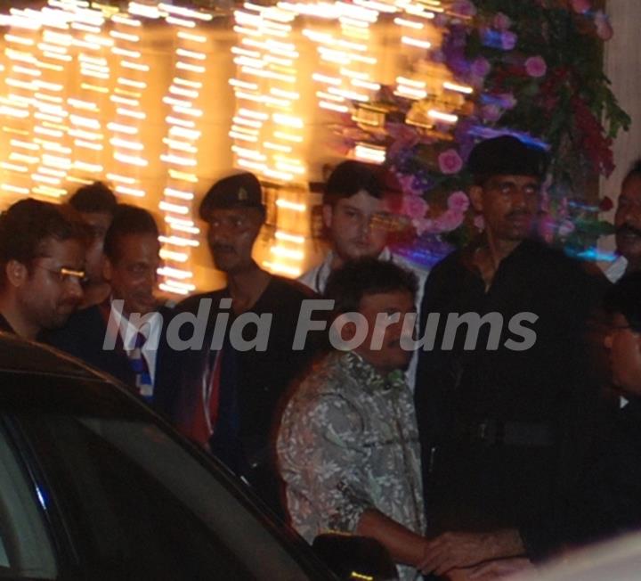 Celebrities arriving at the Aishwarya Rai & Abhishek Bachchan wedding sangeet ceremony