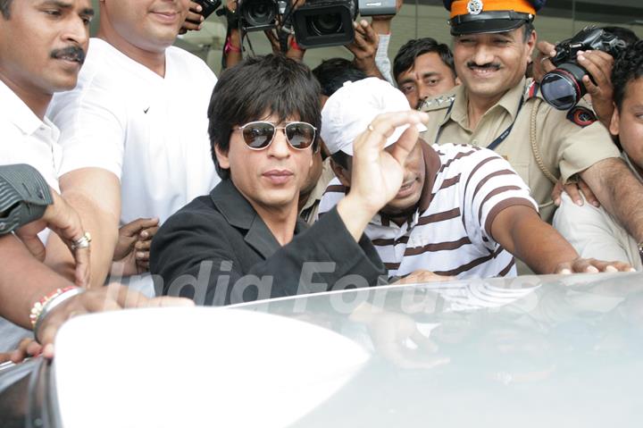 Bollywood superstar Shah Rukh Khan at Mumbai airport after he returned from the US