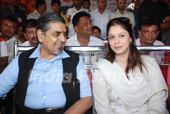 Nagma and Jagdish Tytler at &quot;Cricket Match Organised&quot; by Bablu Aziz at Santacruz