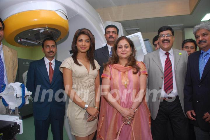 Priyanka Chopra and Tina Ambani Launch &quot;Novalis Radiosuregery Scanner&quot; for Tumors at Ambani Hospital