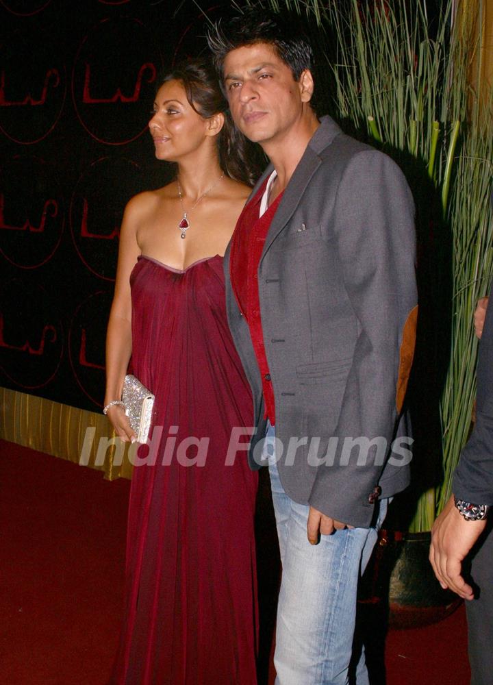 Shahrukh and Gauri Khan at the red carpet event at openig of Arjun Rampal and A D Singh''s &quot;LAP'''' res