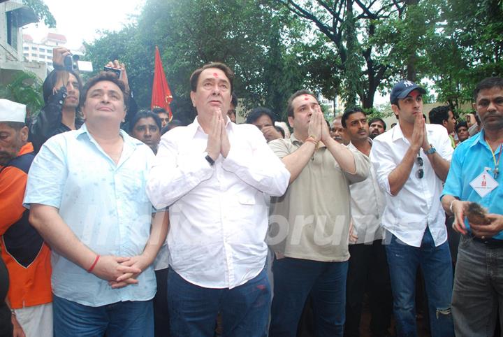 Rishi Kapoor, Randhir Kapoor and Ranvir Kapoor at RK Ganpati