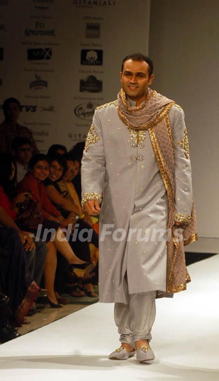 Virender Sehwag at Kolkata fashion week for Designer Rocky S on Wednesday