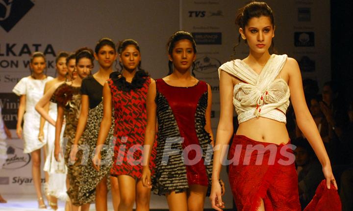 Models at the ramp during the Kolkata Fashion Week in Kolkata on 11th Sep 2009