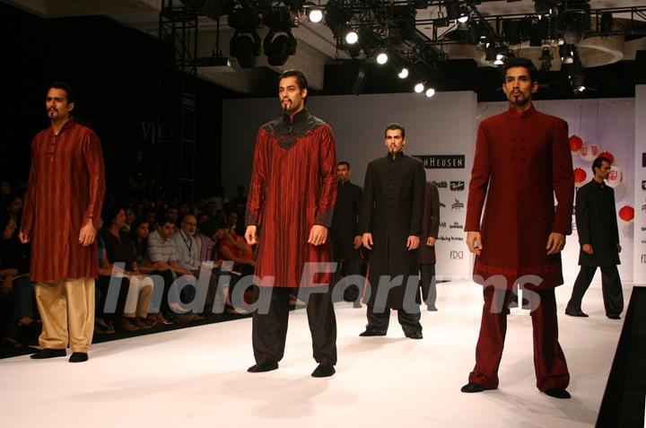 Designer Vijay Arora at &quot;India Mens Week&quot;