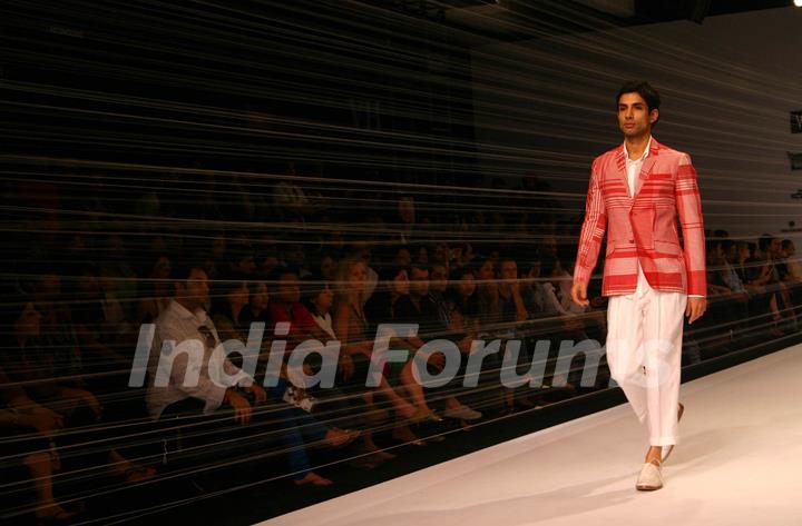Model presenting creations of Designer Rajesh Pratap Singh at the Van Heusen &quot;India Mens Week&quot; in New Delhi on Sunday