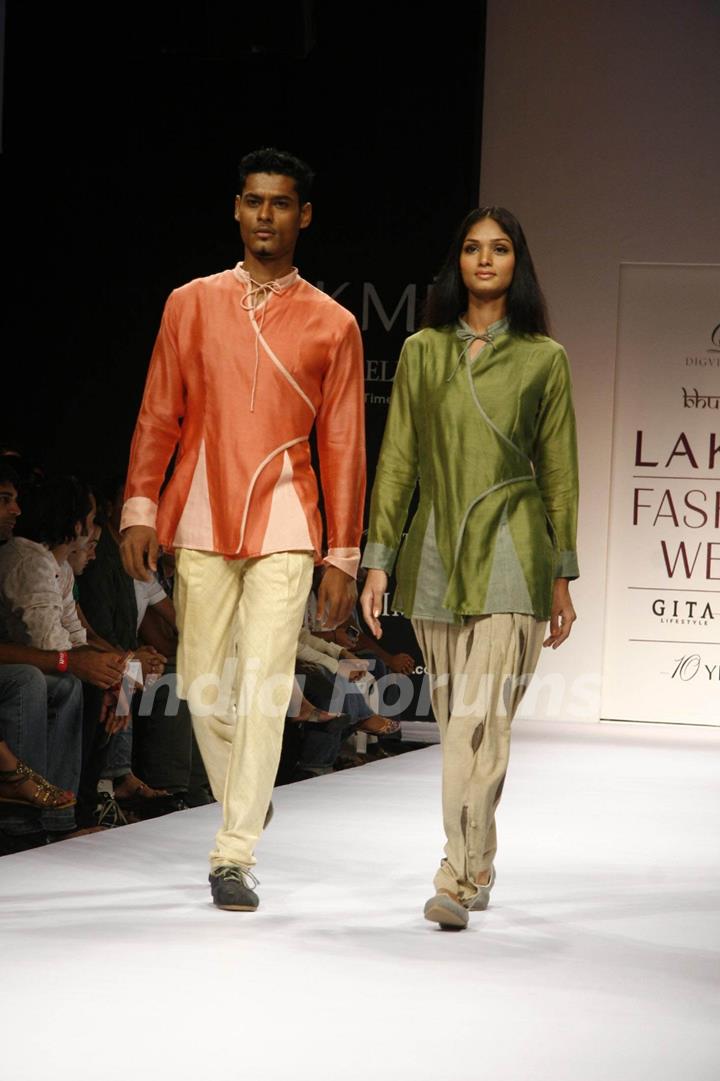 Models on the ramp of Digvijay Singh at Lakme Fashion Week for spring/summer 2010