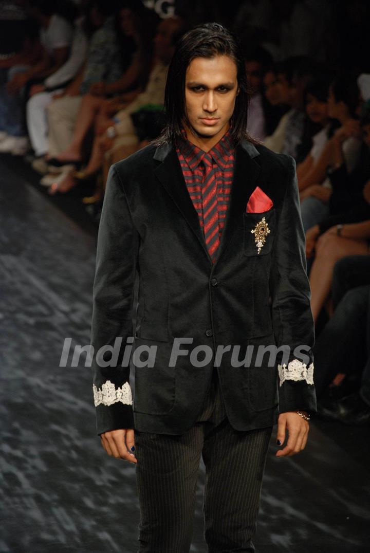 Model on the ramp for Designer Rocky S at Lakme Fashion Week for spring/summer 2010