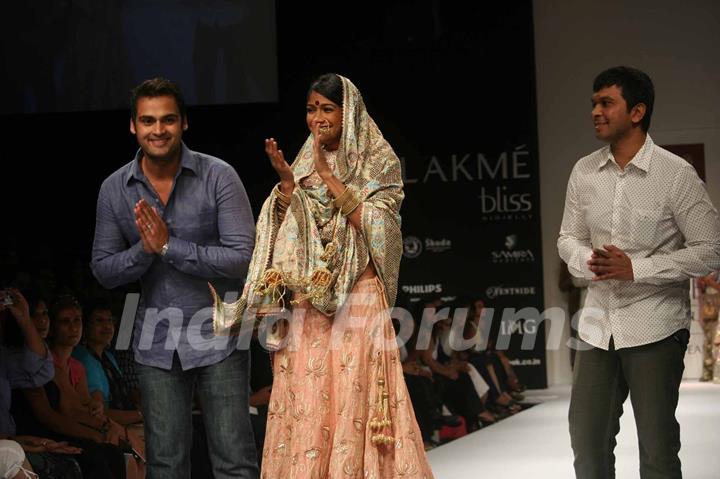 A model walks the runway at the Neha Aggarwal show at Lakme Fashion Week Spring/Summer 2010