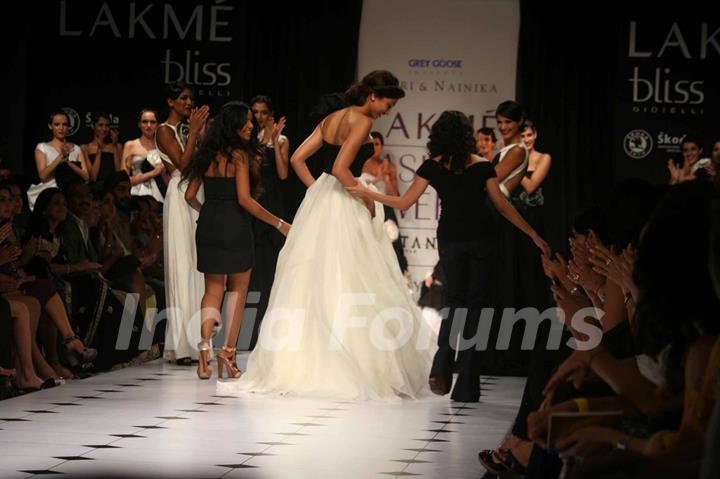 Deepika Padukone walks the runway at the Gauri and Nainika show at Lakme Fashion Week Spring/Summer 2010