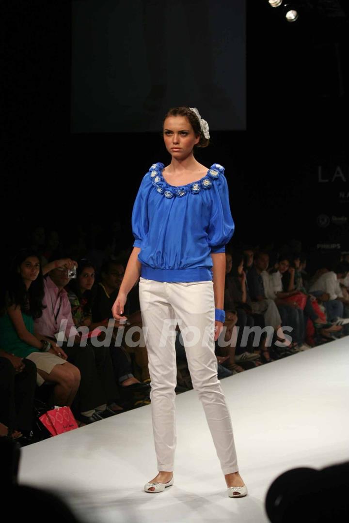 A model walks the runway at Preeti Chandra show at the Lakme Fashion Week Spring/Summer 2010 Day 5, in Mumbai