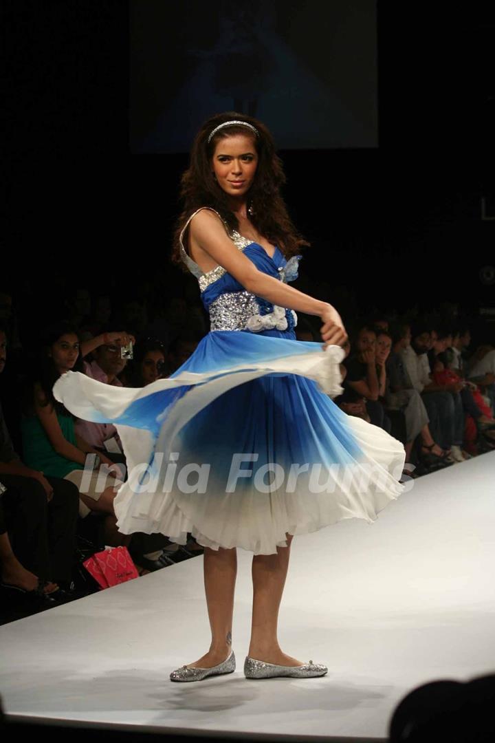 A model walks the runway at Preeti Chandra show at the Lakme Fashion Week Spring/Summer 2010 Day 5, in Mumbai