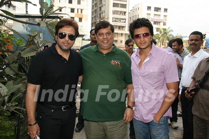 Govinda, David Dhawan and Riteish Deshmukh on ''Do Knot Disturb'' video conference at Reliance Web World in Mumbai