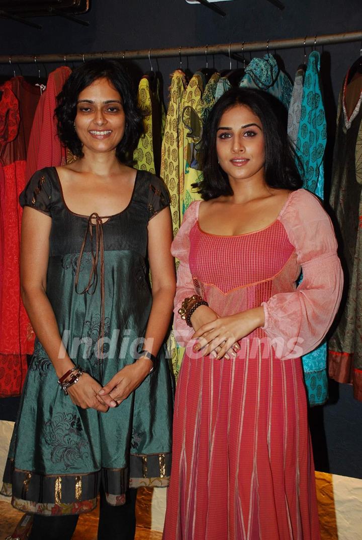 Vidya Balan at Priyadarshi Rao and Uttam Ghosh fashion preview at Zoya in Mumbai